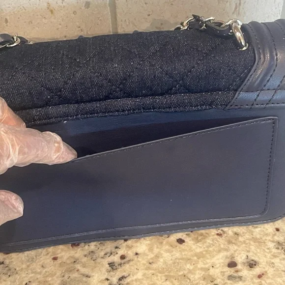 Badgley Mischka Navy Quilted Shoulder Bag NWT - Picture 4 of 11